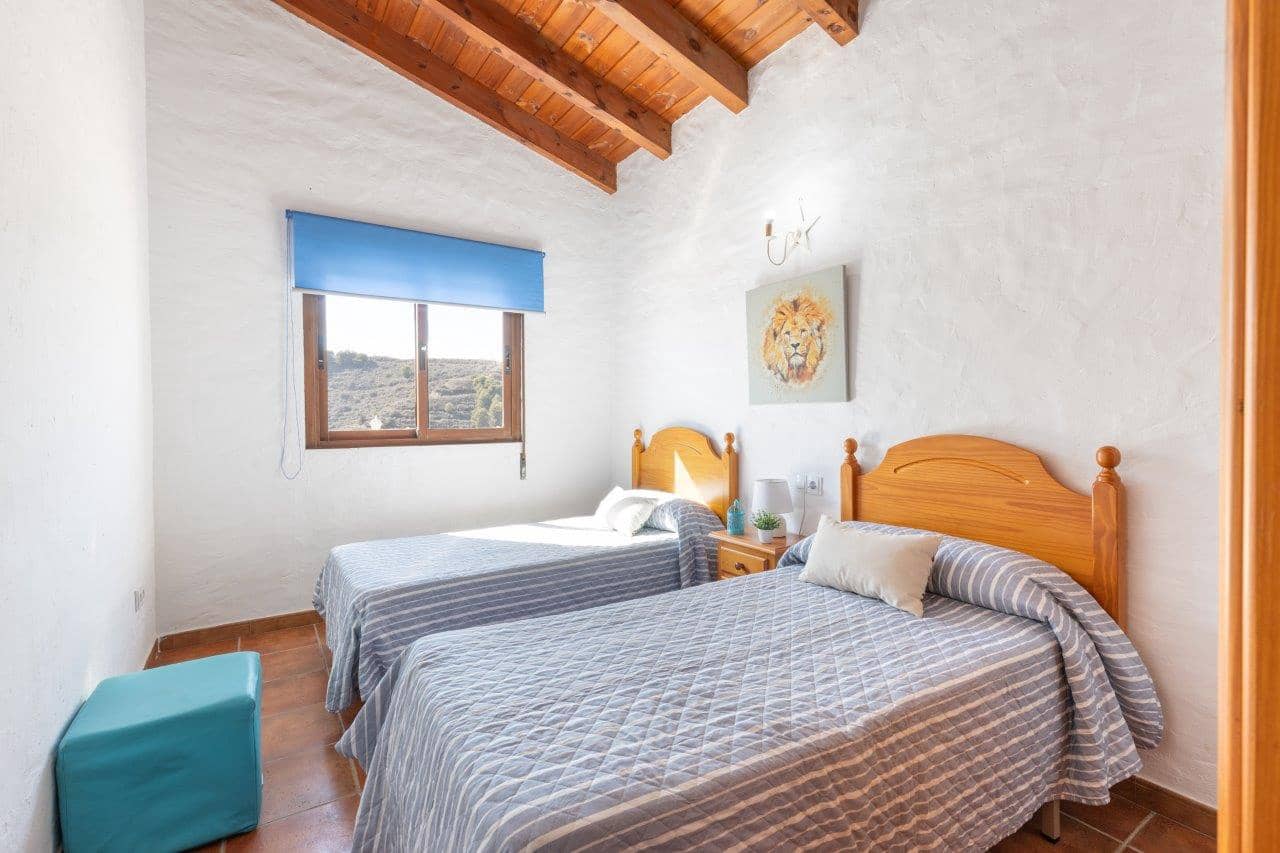 3 slaapkamer Villa te koop in Almunecar met zwembad - € 750.000 (Ref: 5684152)