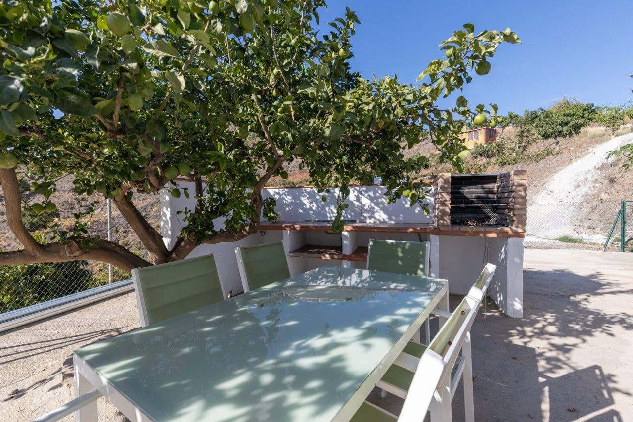 3 slaapkamer Villa te koop in Almunecar met zwembad - € 750.000 (Ref: 5684152)