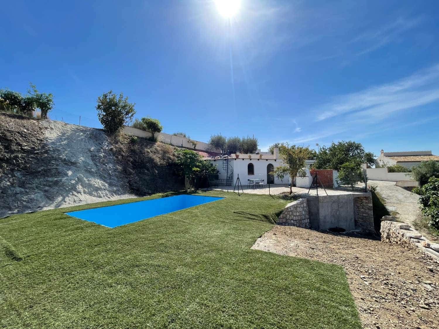 3 slaapkamer Villa te koop in Almunecar met zwembad - € 750.000 (Ref: 5684152)