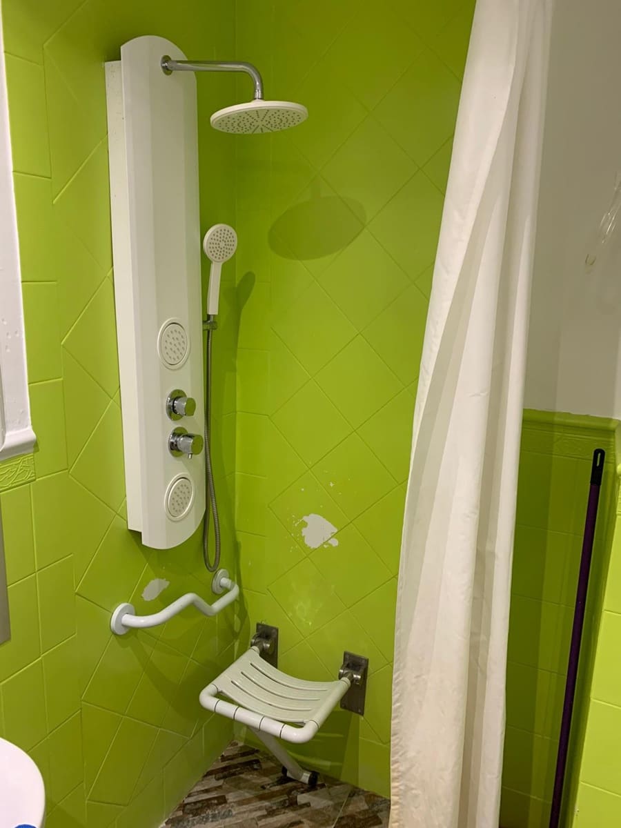 Strandlejlighed til salg i Salobrena med swimmingpool - € 163.000 (Ref: 5765199)