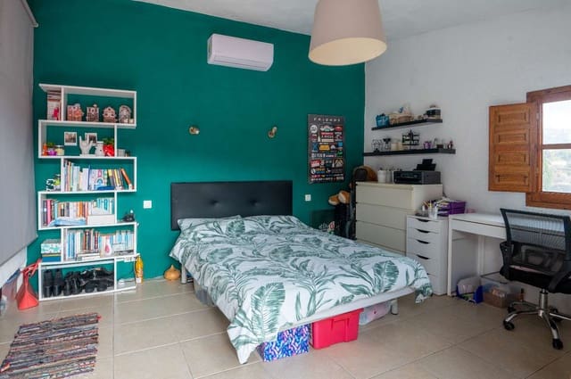 3 makuuhuone Omakotitalo myytävänä paikassa Almuñécar mukana uima-altaan 
autotalli - 280 000 € (Ref: 6046023)