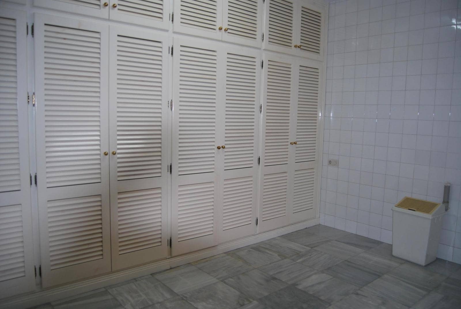 4 soveværelse Villa til salg i Salobrena - € 999.000 (Ref: 6046046)