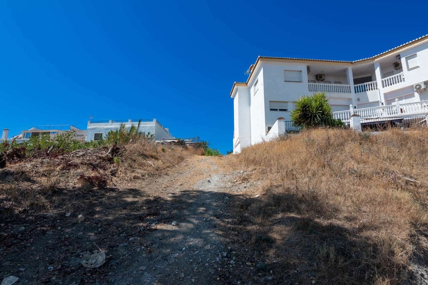 Building Plot for sale in Salobrena - € 360,000 (Ref: 6223295)