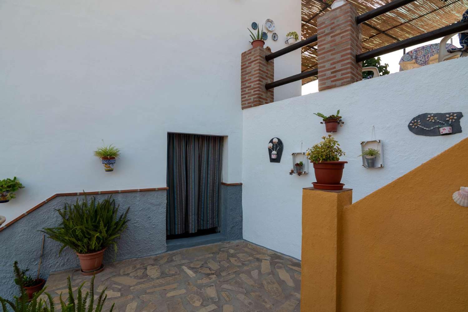3 bedroom Townhouse for sale in Almunecar with pool - € 280,000 (Ref: 6336305)