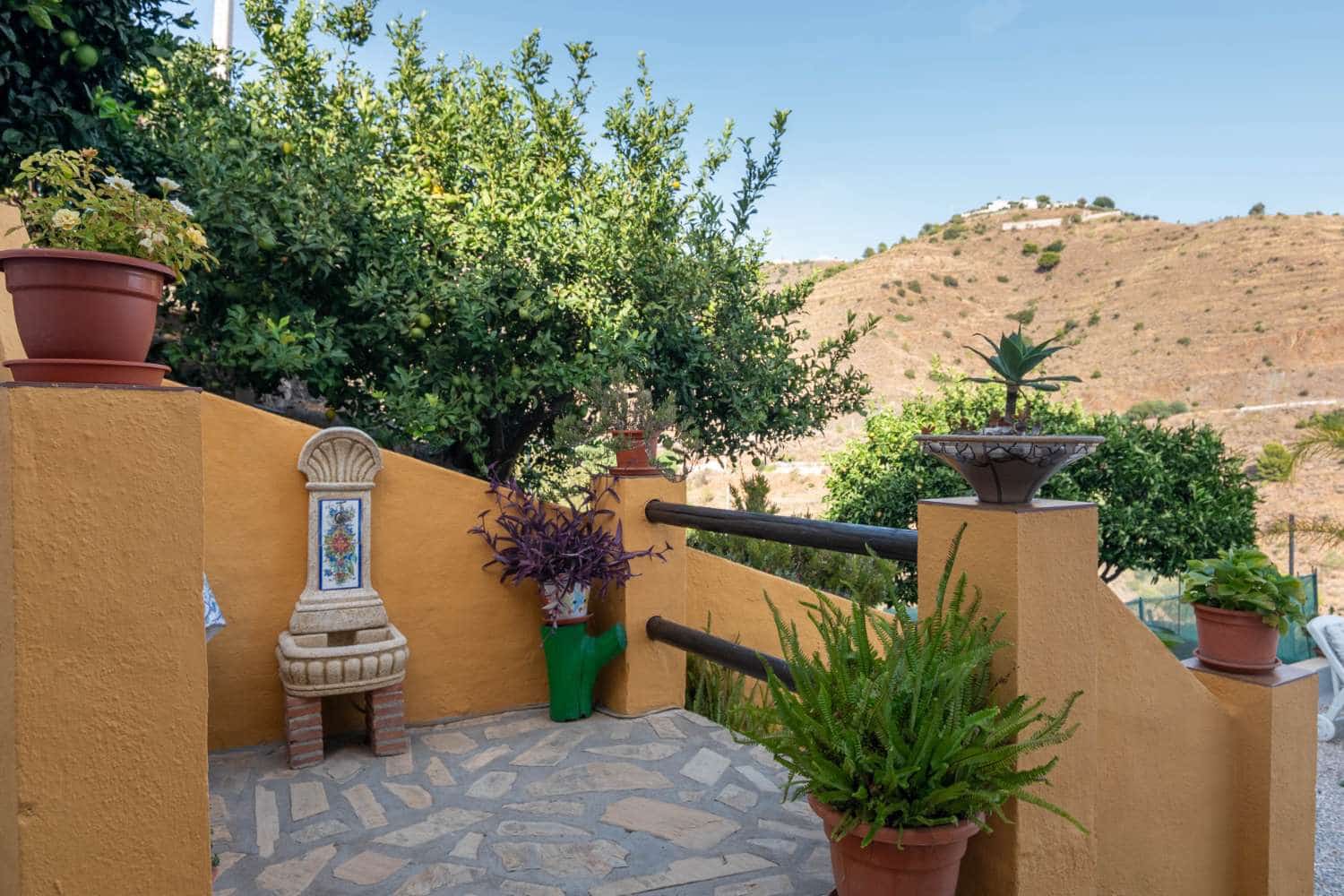 3 bedroom Townhouse for sale in Almunecar with pool - € 280,000 (Ref: 6336305)