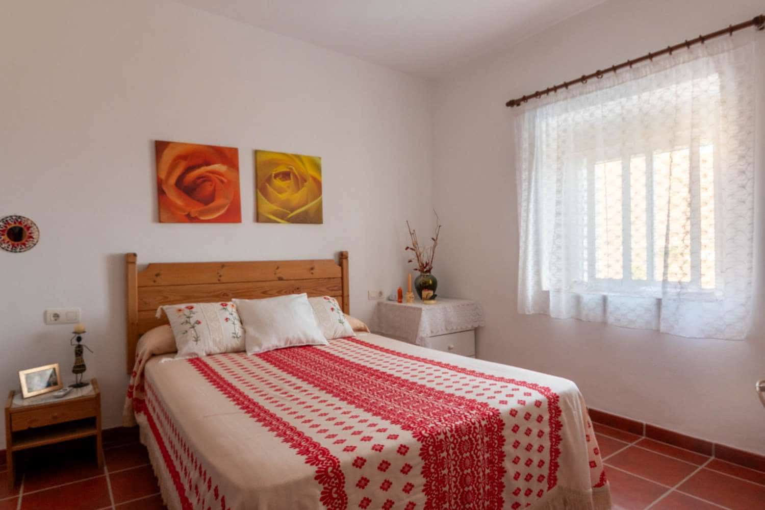 3 bedroom Townhouse for sale in Almunecar with pool - € 280,000 (Ref: 6336305)