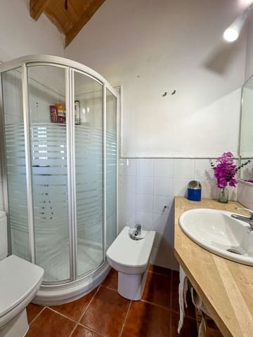 4 makuuhuone Omakotitalo myytävänä paikassa Motril mukana uima-altaan - 780 000 € (Ref: 6338283)