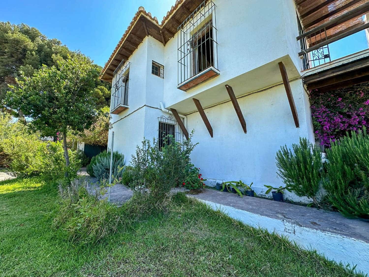 4 soveværelse Byhus til salg i Motril med swimmingpool - € 780.000 (Ref: 6338283)