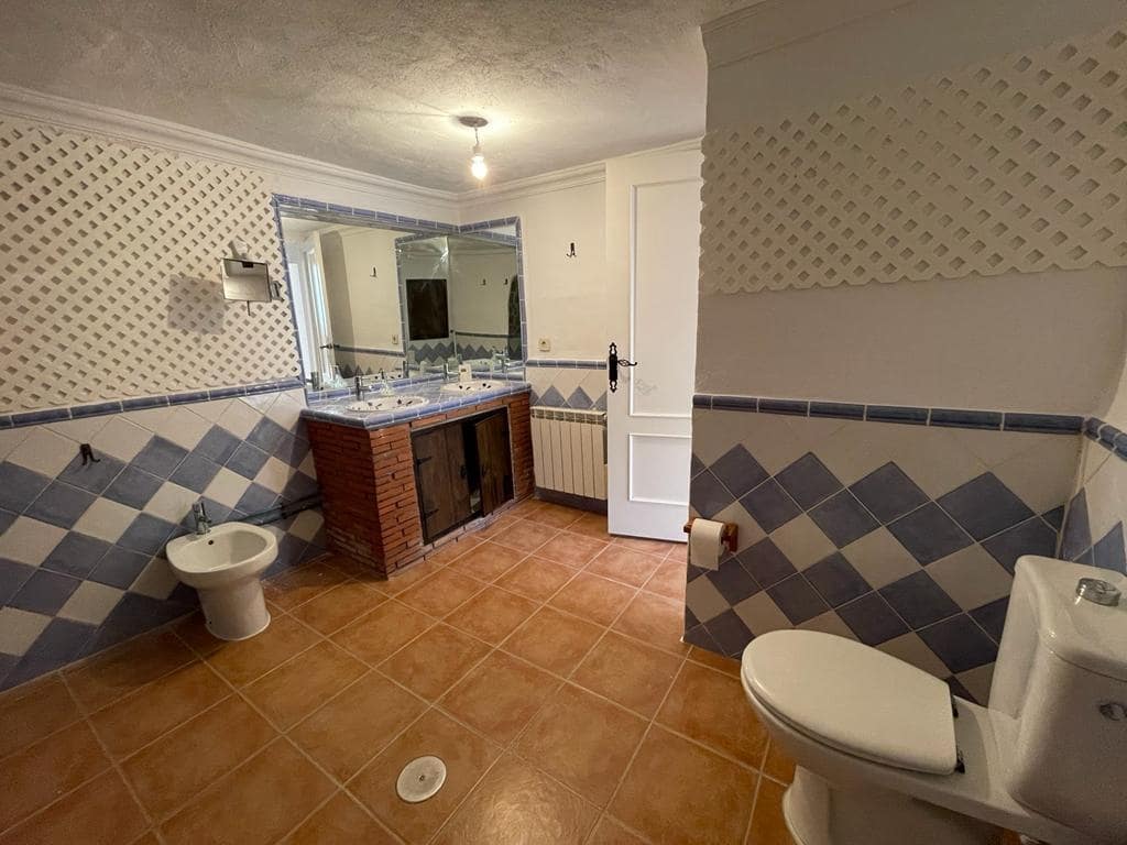 5 soveværelse Byhus til salg i Salobrena - € 285.000 (Ref: 6873868)