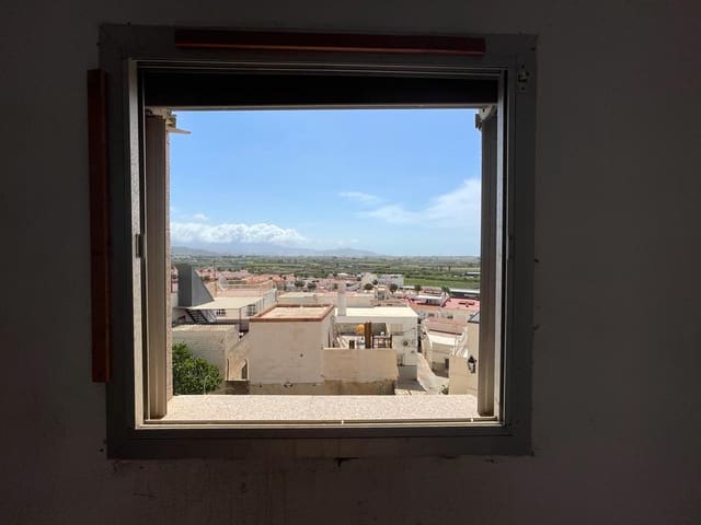 5 slaapkamer Huis te koop in Salobreña met garage - € 199.500 (Ref: 7045824)