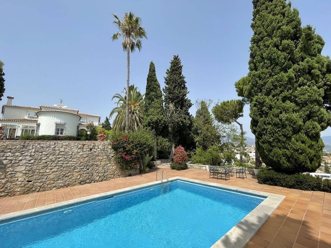 10 camera da letto Villa in vendita in Salobrena con piscina - 5.000.000 € (Rif: 7065248)