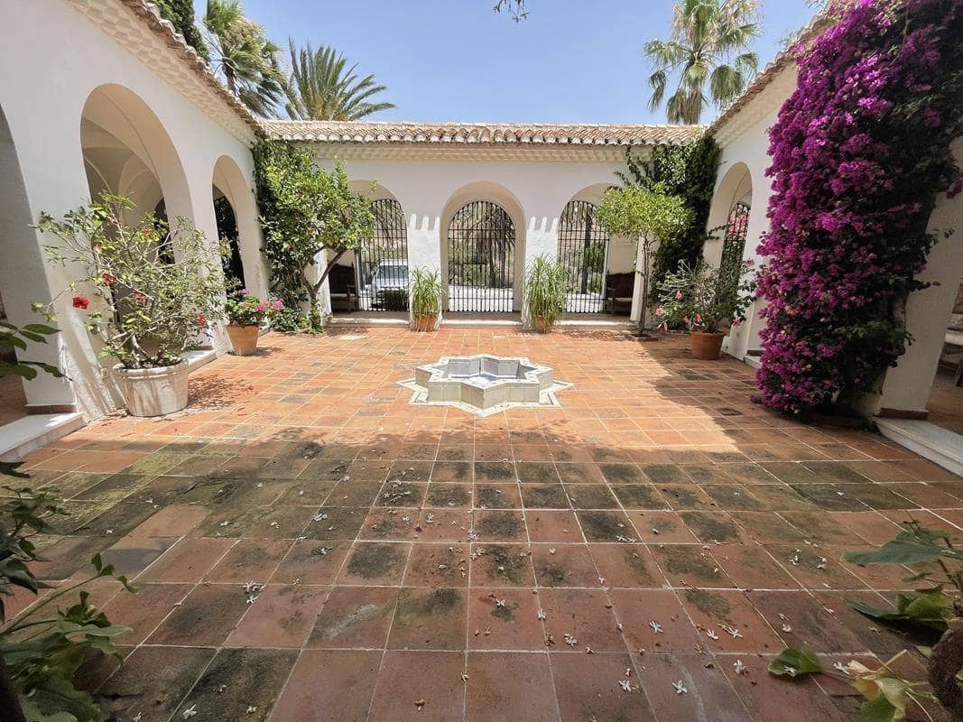 10 camera da letto Villa in vendita in Salobrena con piscina - 5.000.000 € (Rif: 7065248)