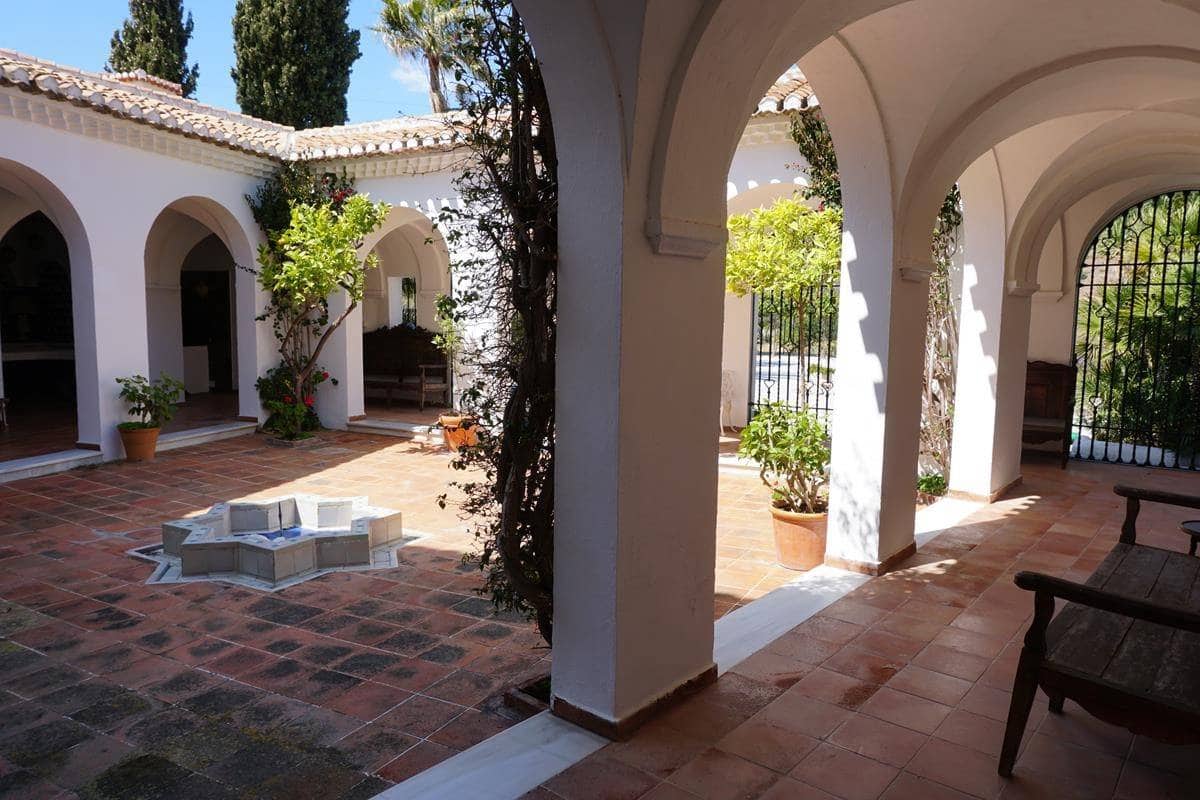 10 camera da letto Villa in vendita in Salobrena con piscina - 5.000.000 € (Rif: 7065248)