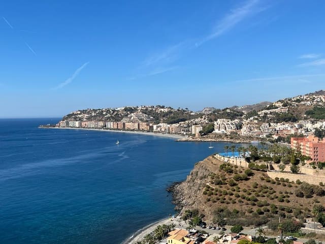 4 Zimmer Villa zu verkaufen in Almuñécar mit Pool - 1.300.000 € (Ref: 7110105)