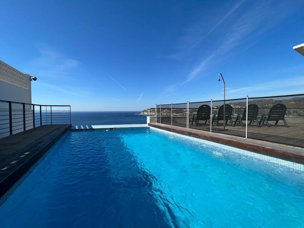 4 Zimmer Villa zu verkaufen in Almunecar mit Pool - 1.300.000 € (Ref: 7110105)