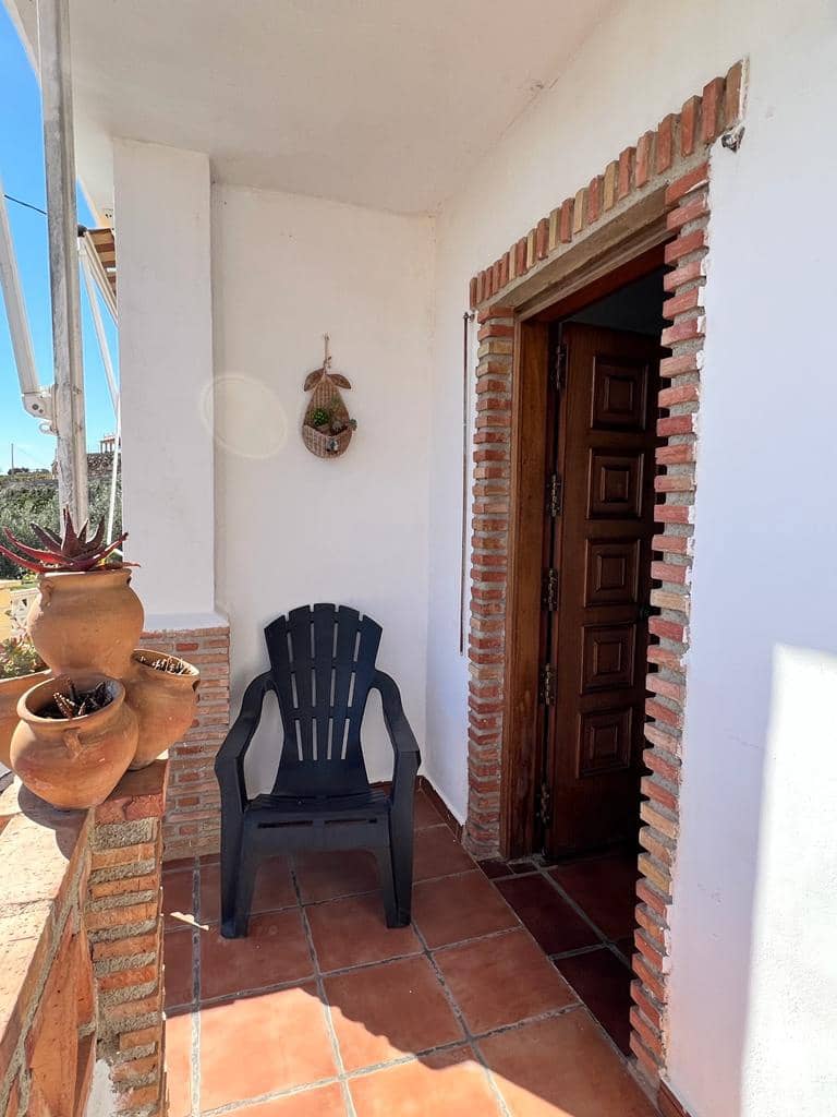 5 bedroom Finca/Country House for sale in Molvizar with pool - € 300,000 (Ref: 7358738)