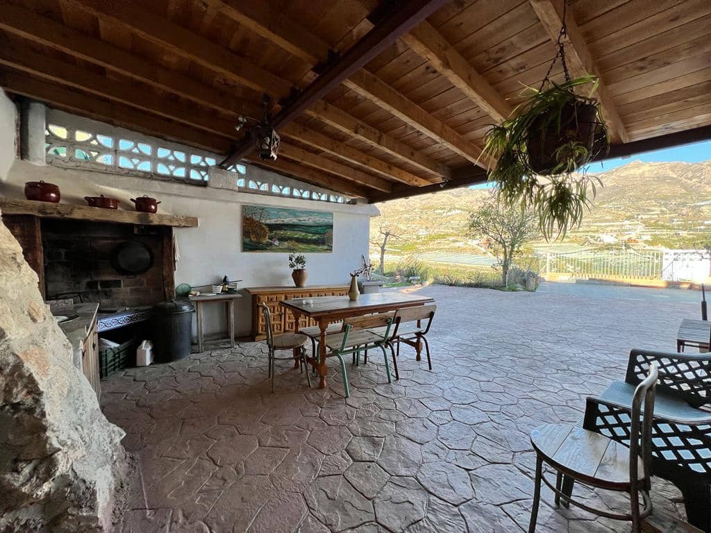 5 bedroom Finca/Country House for sale in Molvizar with pool - € 300,000 (Ref: 7358738)