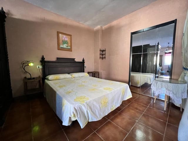 5 chambre Finca/Maison de Campagne à vendre à Molvízar avec piscine - 300 000 € (Ref: 7358738)