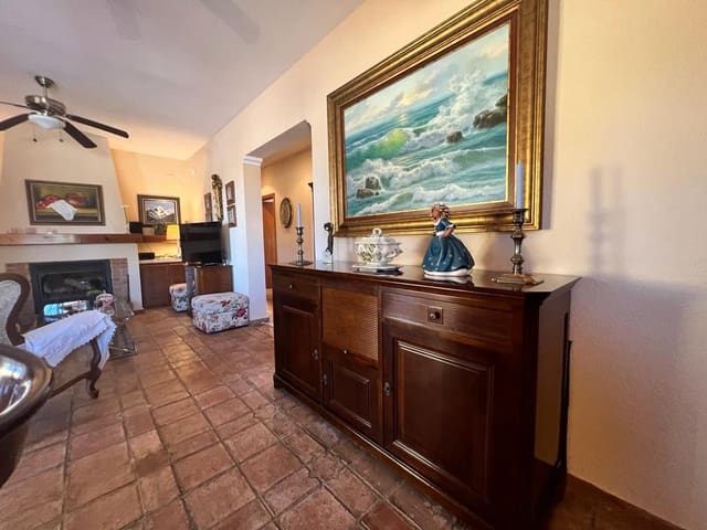 3 chambre Villa/Maison à vendre à Motril avec piscine - 325 000 € (Ref: 7529449)