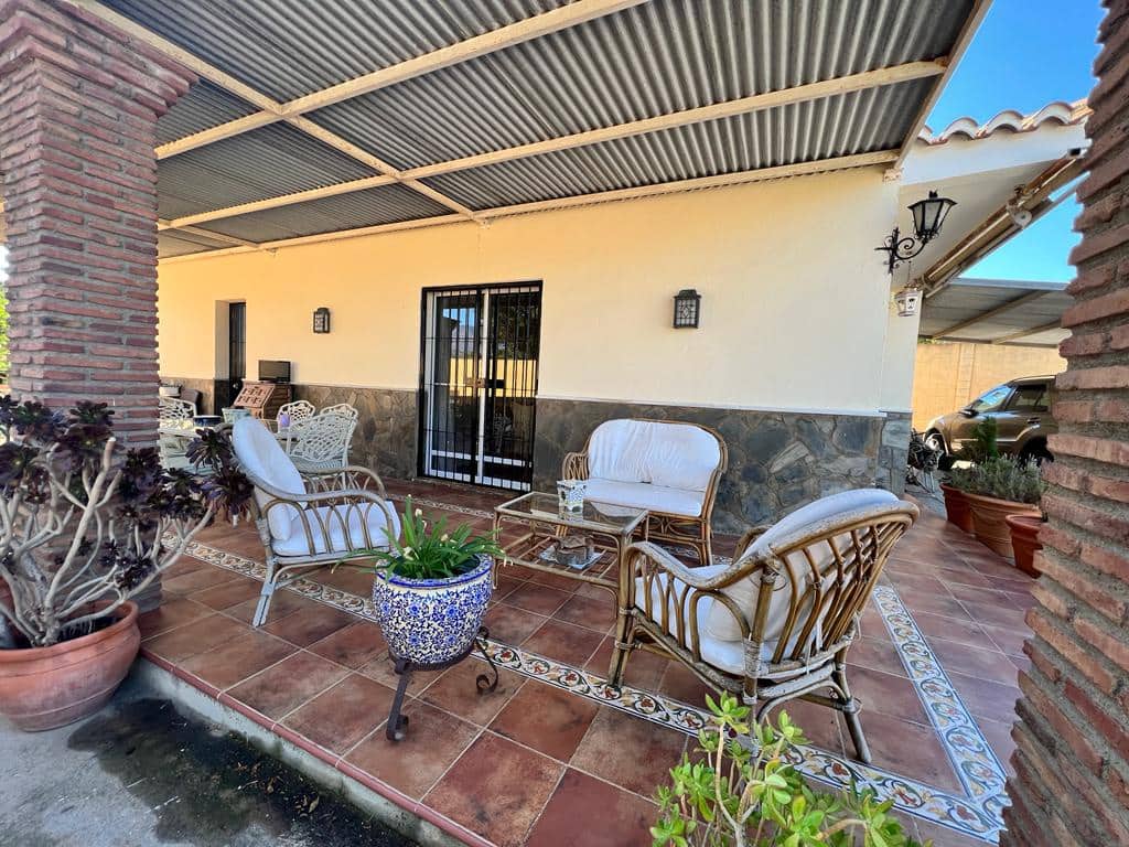 3 chambre Villa/Maison à vendre à Motril avec piscine - 325 000 € (Ref: 7529449)