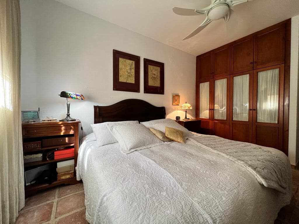 3 chambre Villa/Maison à vendre à Motril avec piscine - 325 000 € (Ref: 7529449)