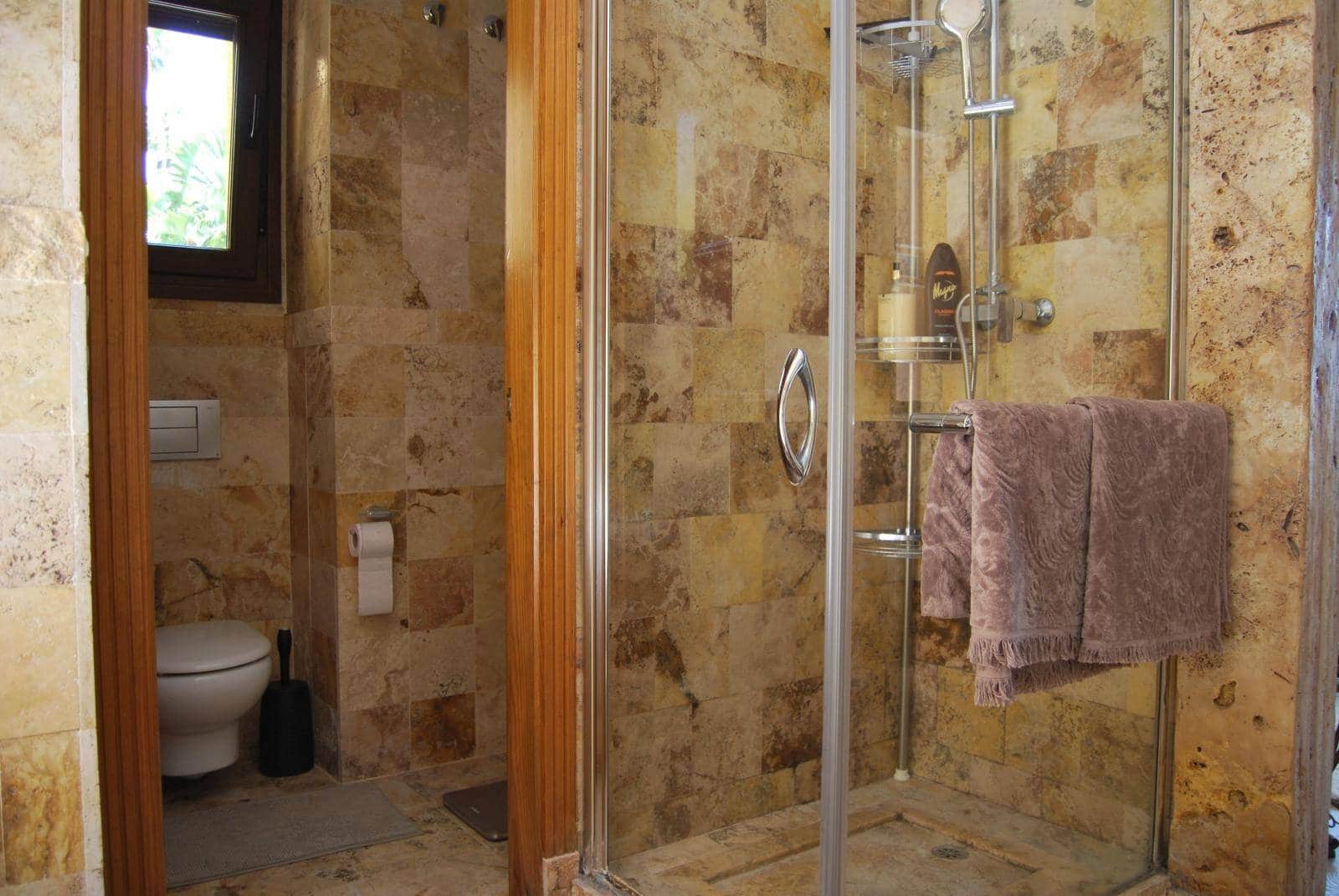 6 sypialnia Willa na sprzedaż w Salobrena z basenem - 1 190 000 € (Ref: 7591621)