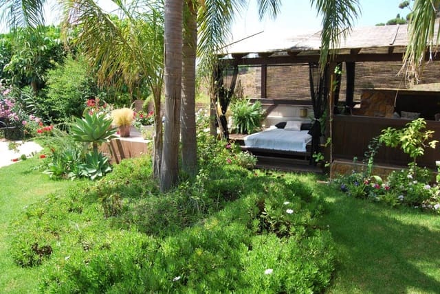 6 sypialnia Willa na sprzedaż w Salobreña z basenem - 1 190 000 € (Ref: 7591621)