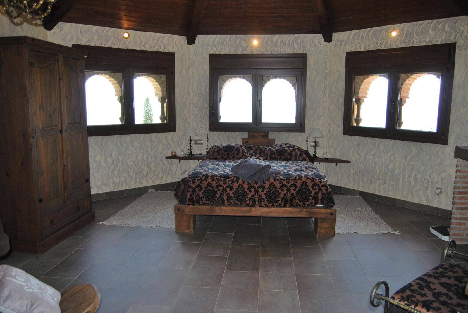 6 sypialnia Willa na sprzedaż w Salobrena z basenem - 1 190 000 € (Ref: 7591621)