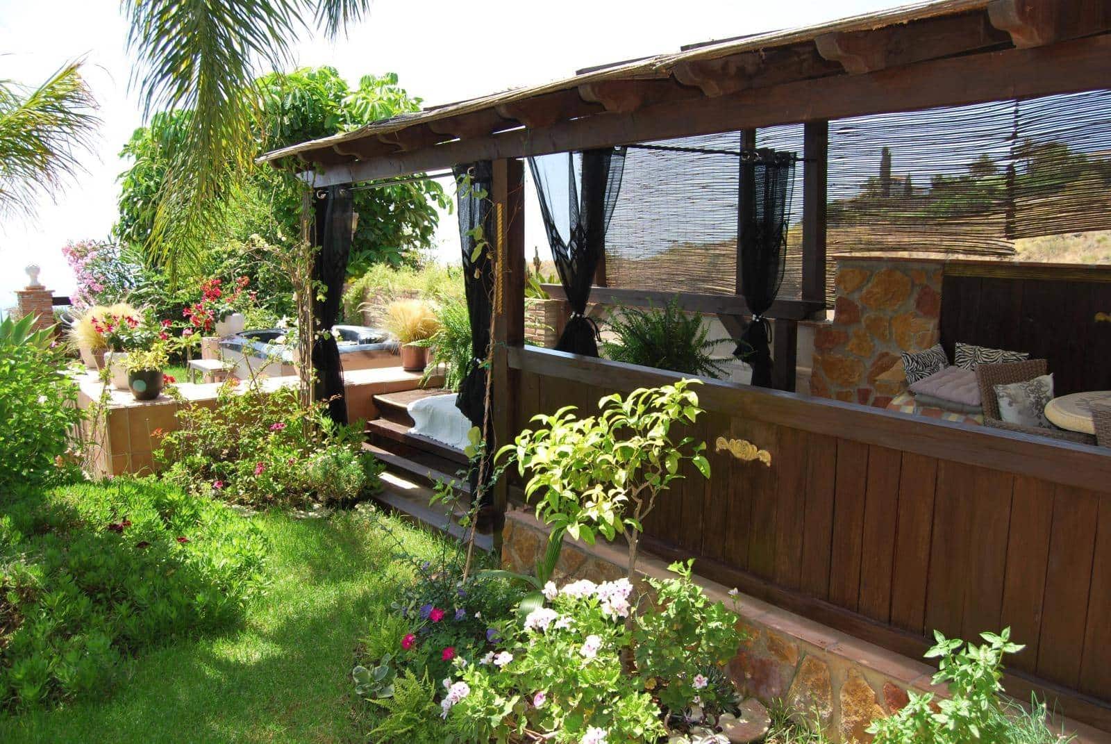 6 sypialnia Willa na sprzedaż w Salobrena z basenem - 1 190 000 € (Ref: 7591621)