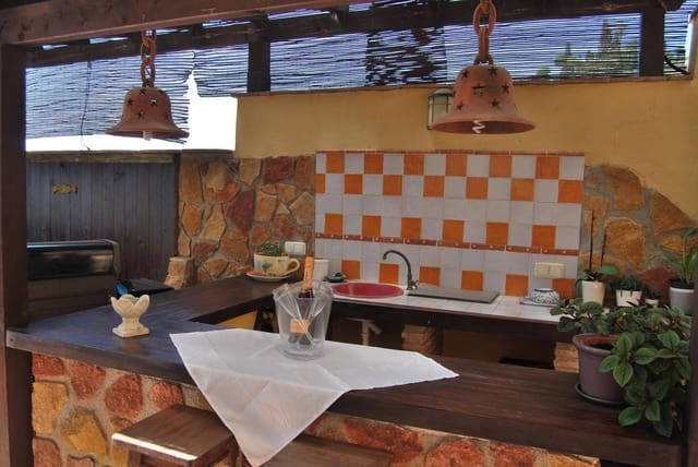 6 sypialnia Willa na sprzedaż w Salobreña z basenem - 1 190 000 € (Ref: 7591621)