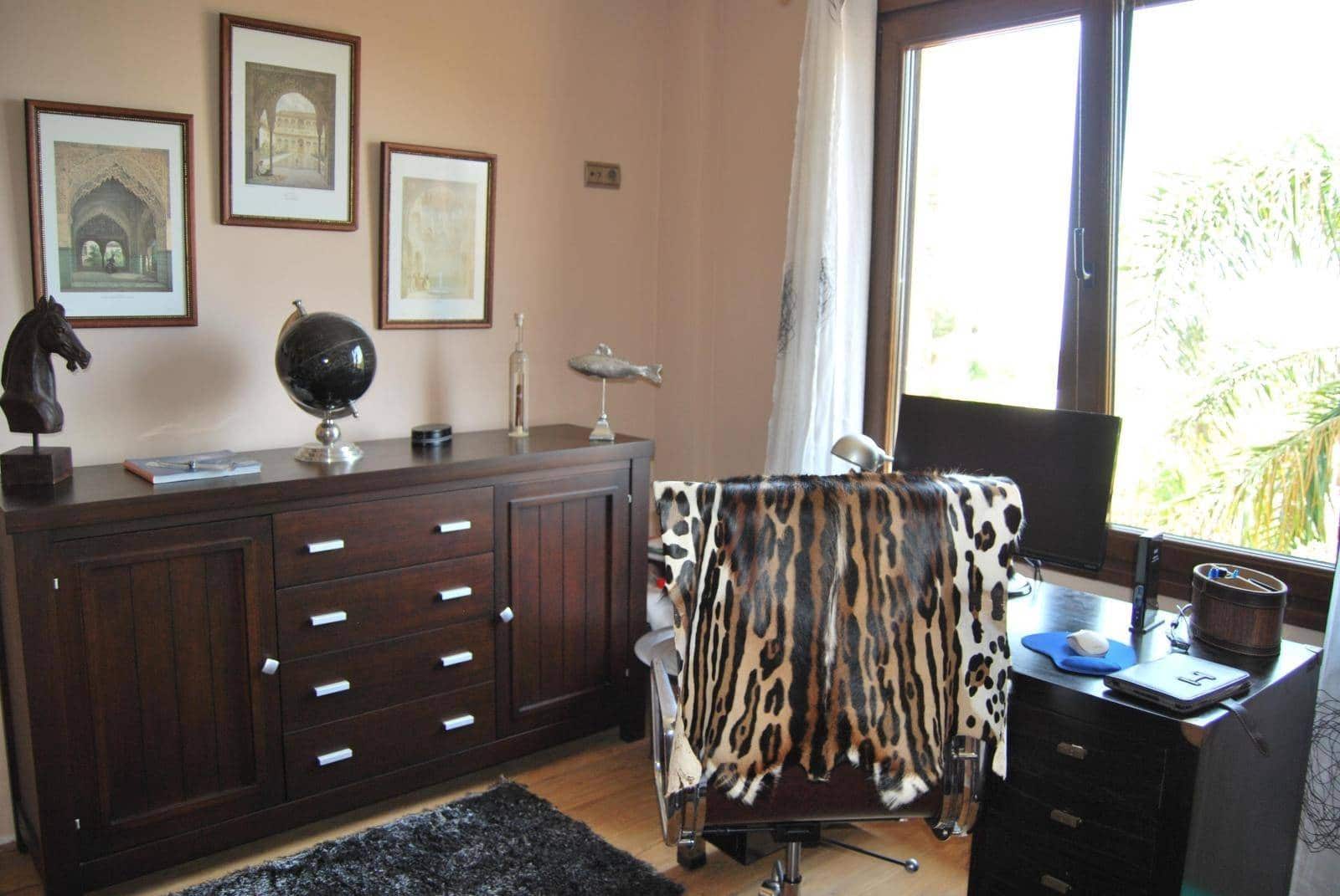 6 sypialnia Willa na sprzedaż w Salobrena z basenem - 1 190 000 € (Ref: 7591621)