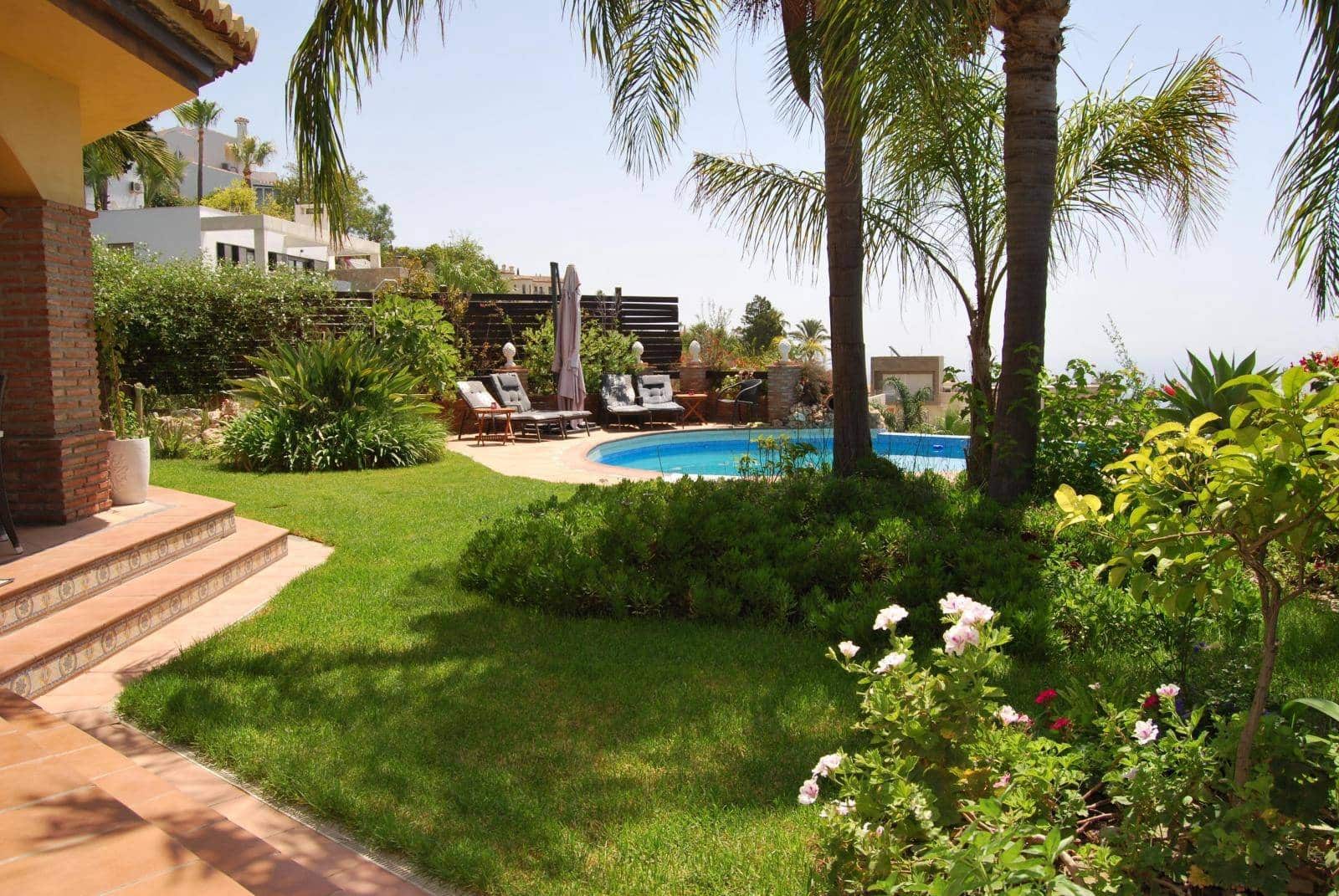 6 sypialnia Willa na sprzedaż w Salobrena z basenem - 1 190 000 € (Ref: 7591621)