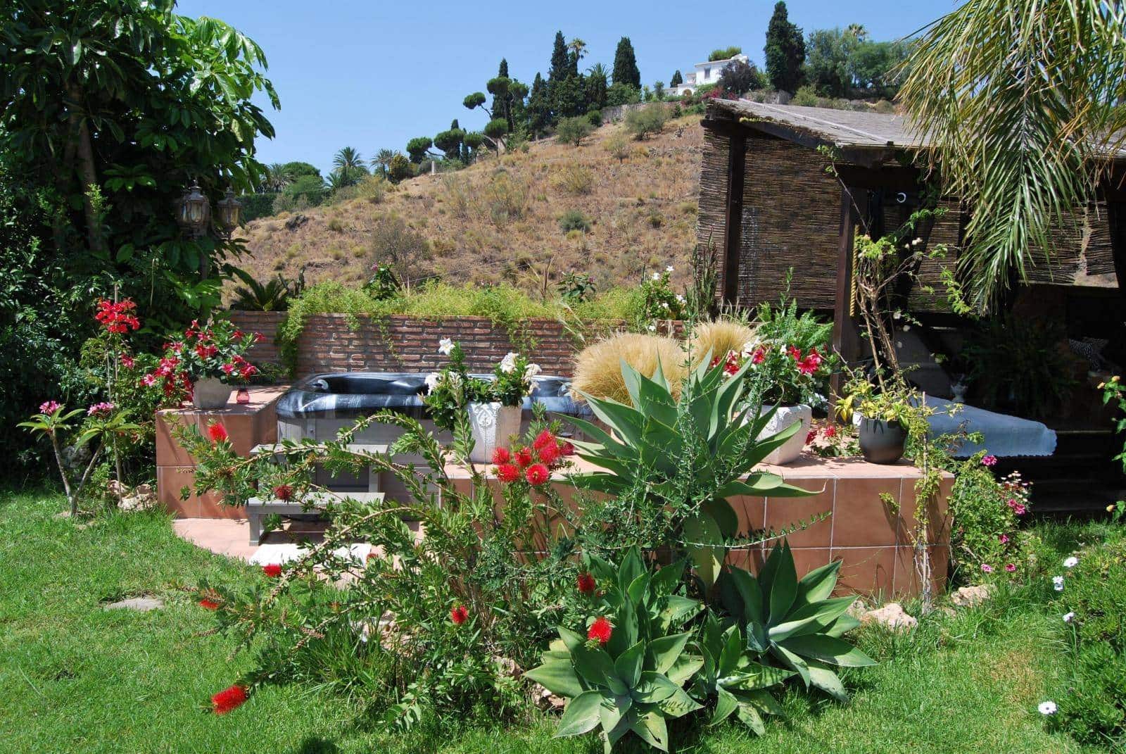 6 sypialnia Willa na sprzedaż w Salobrena z basenem - 1 190 000 € (Ref: 7591621)