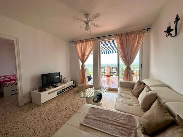 3 bedroom Beach Apartment for sale in Salobreña with pool - € 299,000 (Ref: 7709829)