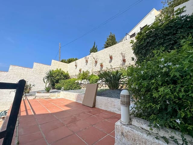 3 bedroom Beach Apartment for sale in Salobreña with pool - € 299,000 (Ref: 7709829)