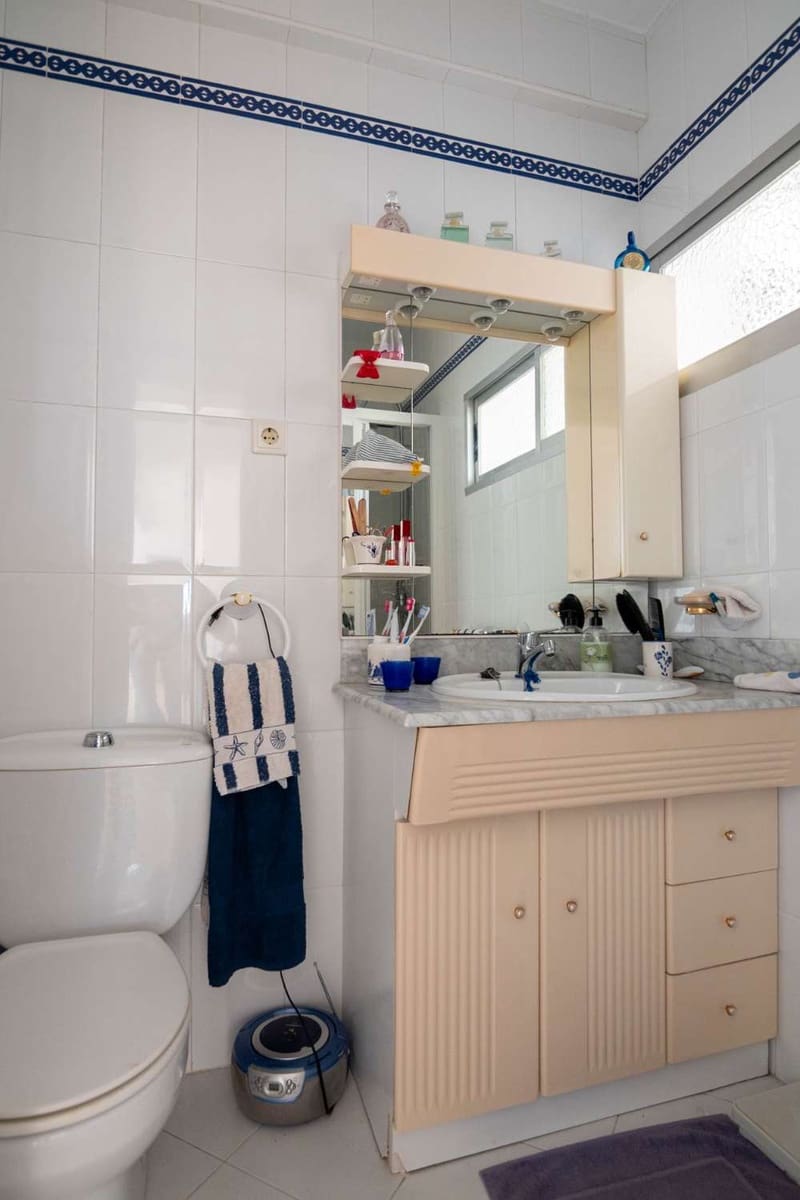 3 soveværelse Strandlejlighed til salg i Salobrena med swimmingpool - € 299.000 (Ref: 7709829)