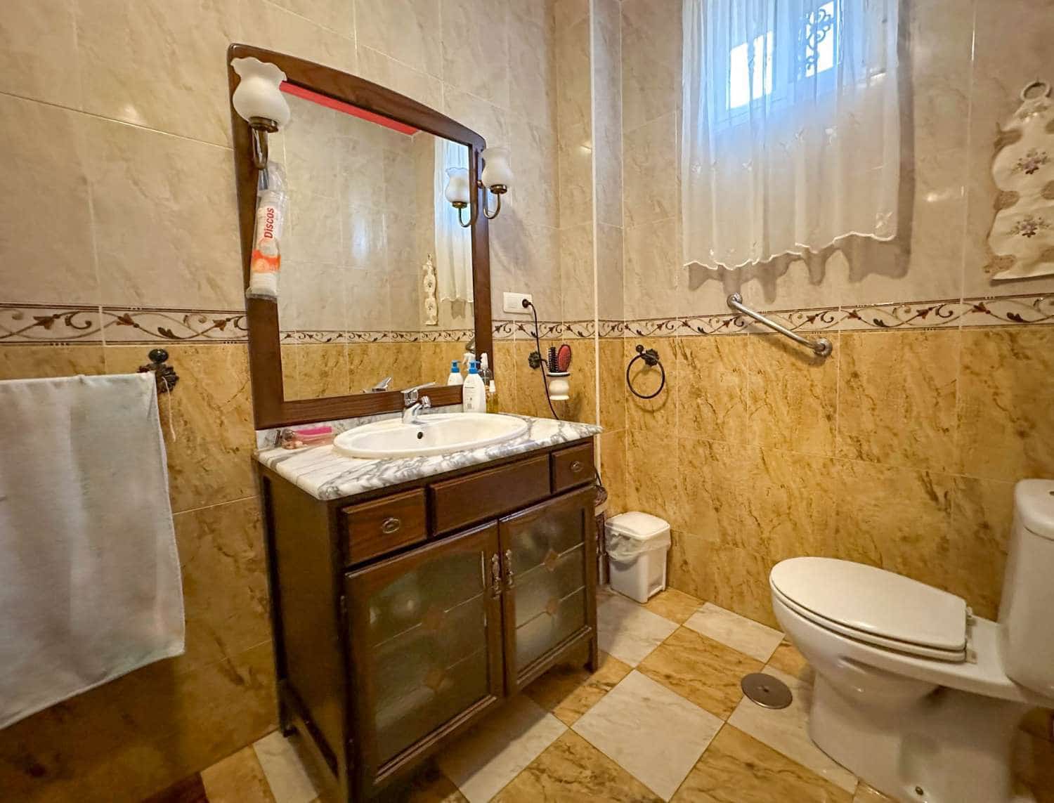 4 soveværelse Byhus til salg i Molvizar med swimmingpool - € 295.000 (Ref: 7734879)