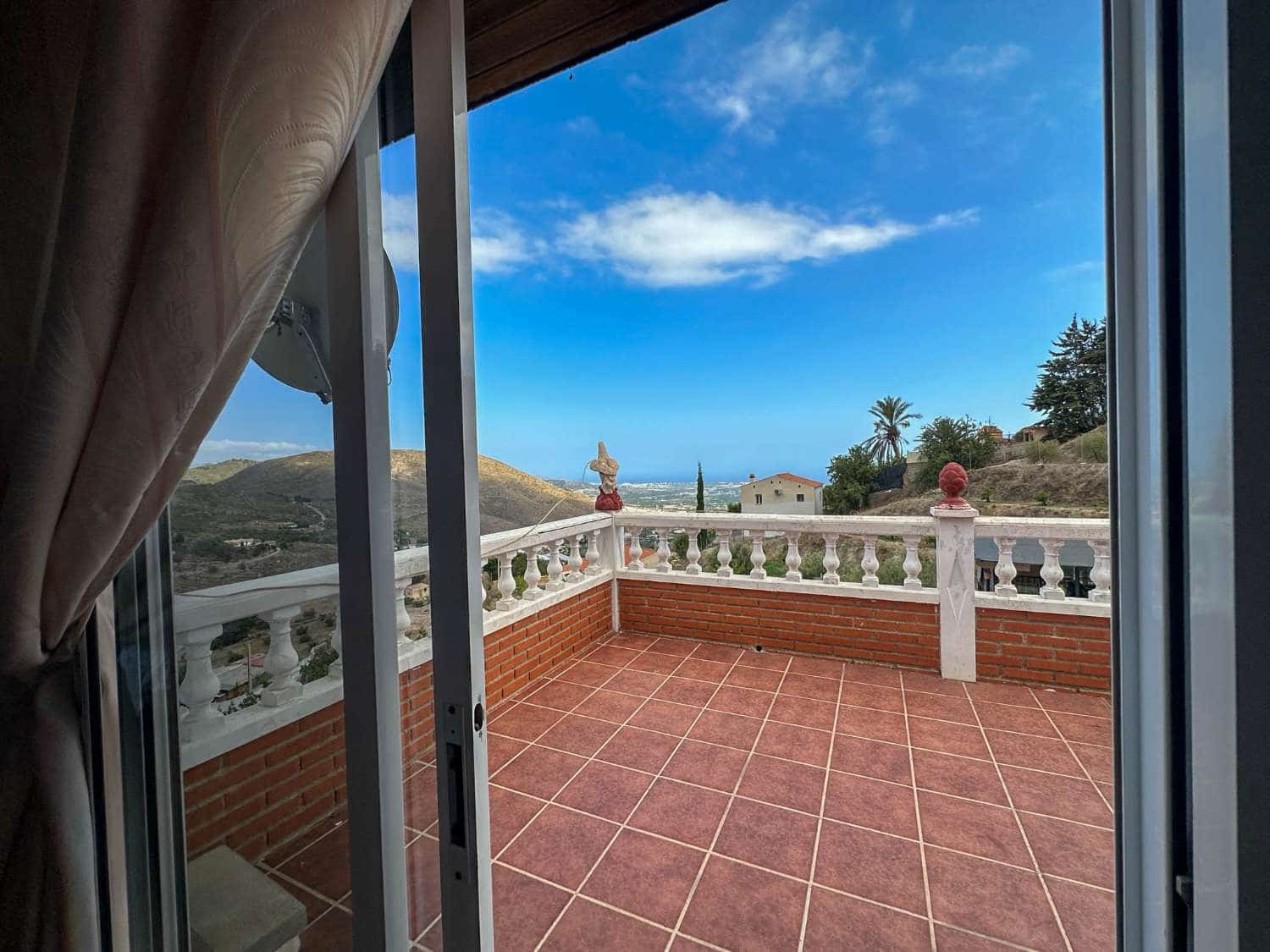 4 soveværelse Byhus til salg i Molvizar med swimmingpool - € 295.000 (Ref: 7734879)