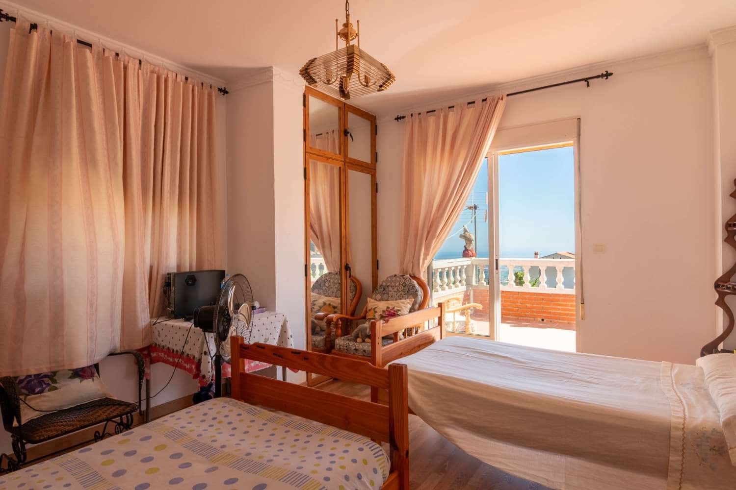 4 chambre Maison de Ville à vendre à Molvizar avec piscine - 295 000 € (Ref: 7734879)