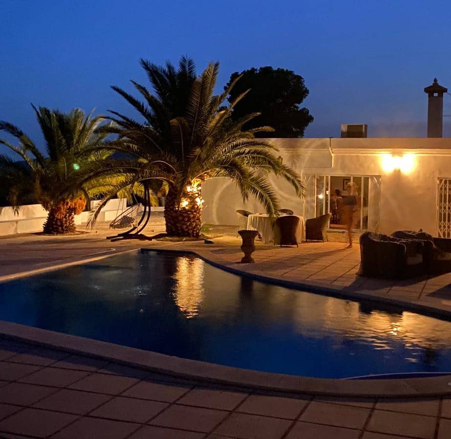 4 bedroom Villa for sale in Molvizar with pool - € 480,000 (Ref: 7790282)