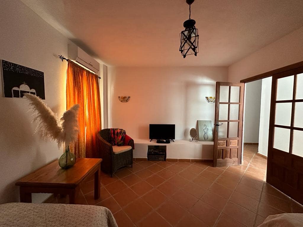 4 bedroom Villa for sale in Molvizar with pool - € 480,000 (Ref: 7790282)