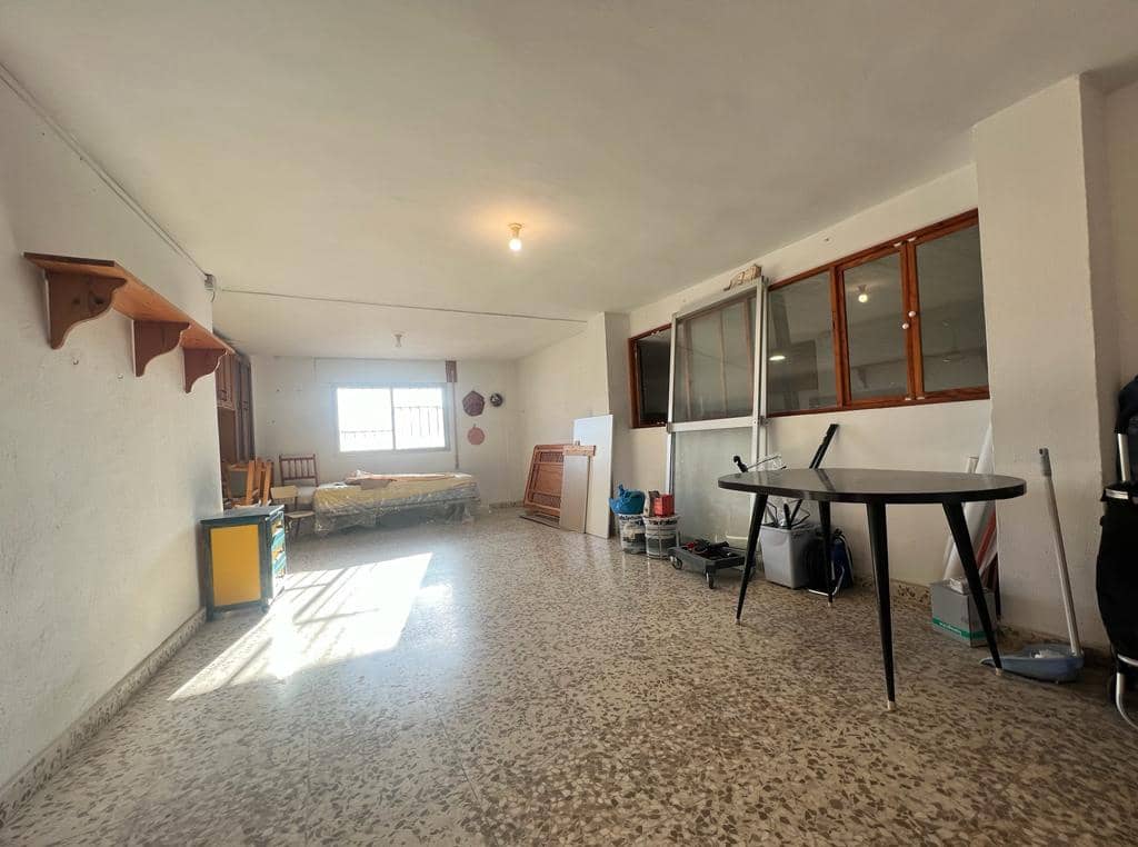 3 bedroom Apartment for sale in Salobrena with garage - € 284,000 (Ref: 7808149)