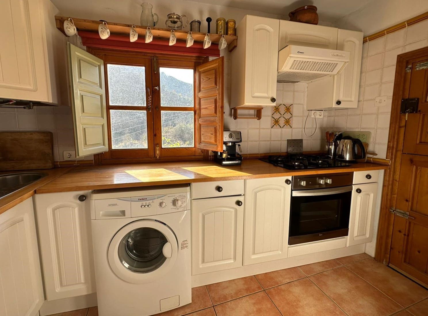 4 Zimmer Finca/Landgut zu verkaufen in Almunecar mit Pool - 199.000 € (Ref: 7827232)