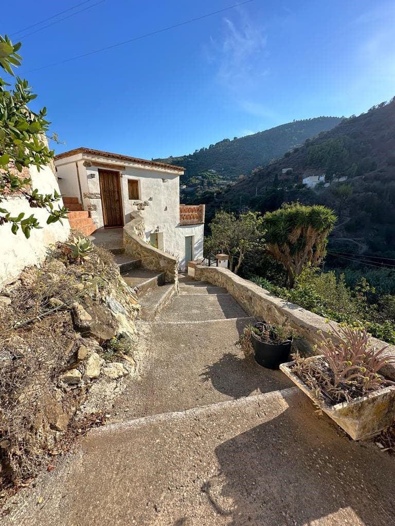 4 Zimmer Finca/Landgut zu verkaufen in Almunecar mit Pool - 199.000 € (Ref: 7827232)