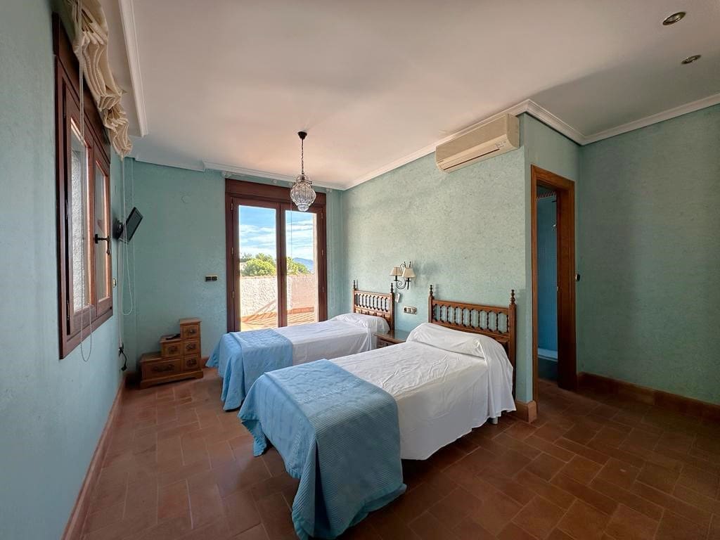 8 soveværelse Villa til salg i Salobrena med swimmingpool - € 3.750.000 (Ref: 7937233)