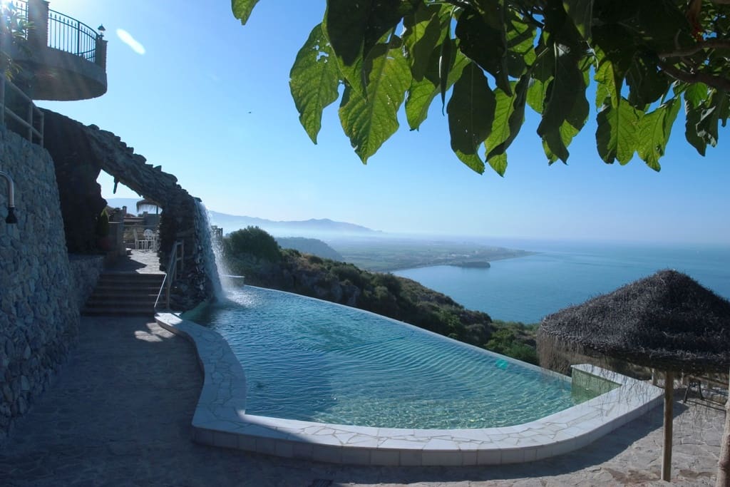 8 soveværelse Villa til salg i Salobrena med swimmingpool - € 3.750.000 (Ref: 7937233)