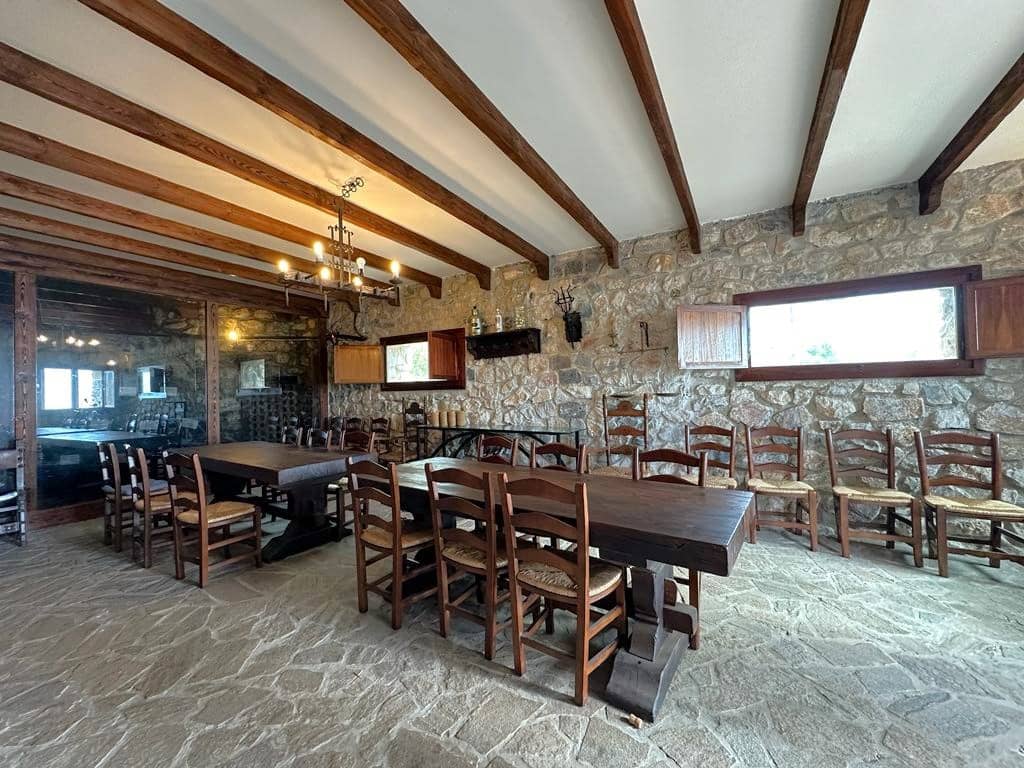 8 soveværelse Villa til salg i Salobrena med swimmingpool - € 3.750.000 (Ref: 7937233)