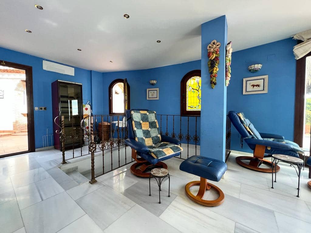 8 soveværelse Villa til salg i Salobrena med swimmingpool - € 3.750.000 (Ref: 7937233)