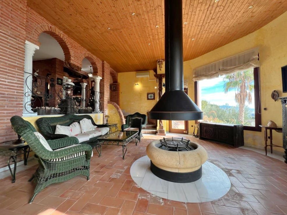 8 soveværelse Villa til salg i Salobrena med swimmingpool - € 3.750.000 (Ref: 7937233)