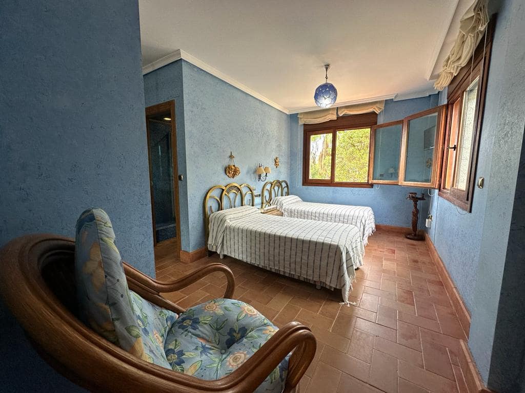 8 soveværelse Villa til salg i Salobrena med swimmingpool - € 3.750.000 (Ref: 7937233)